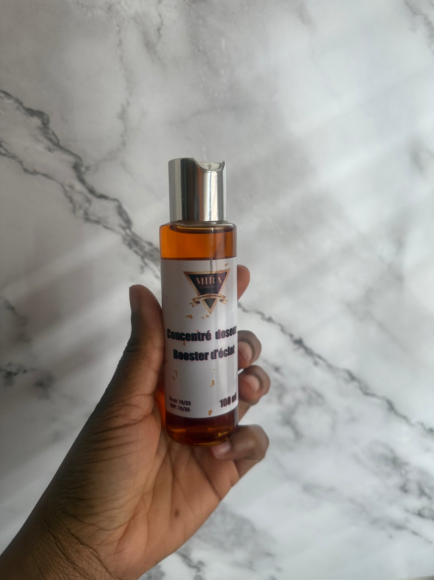 Concentrated dose/radiance booster